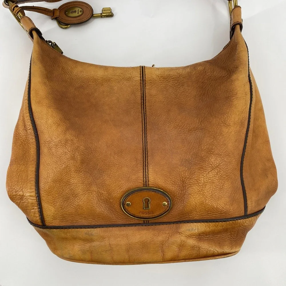 Fossil Hobo Bag Women Large Tan Leather Vintage Key Charm